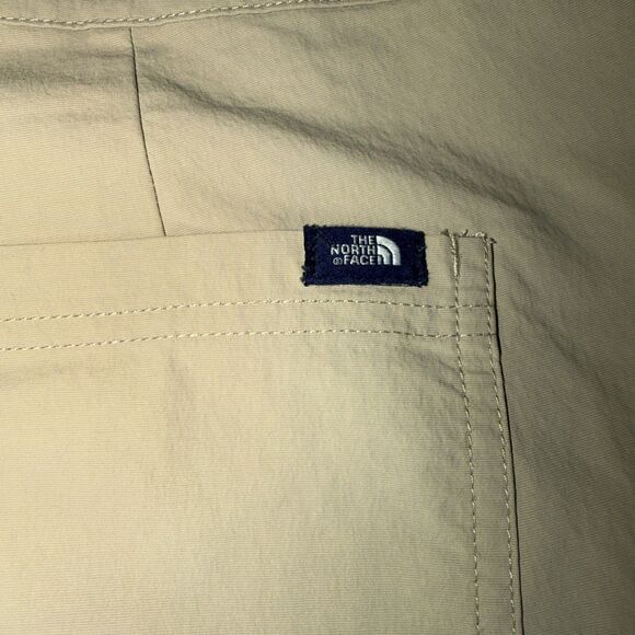 The North Face Women’s Mapleton Pants 16 NWOT Hiking Interchangeable Outdoors - Picture 6 of 11